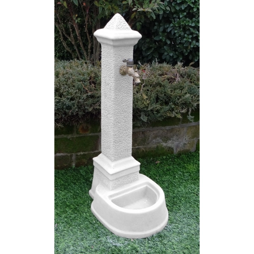 Fontana a colonna colore bianco BRI1522763