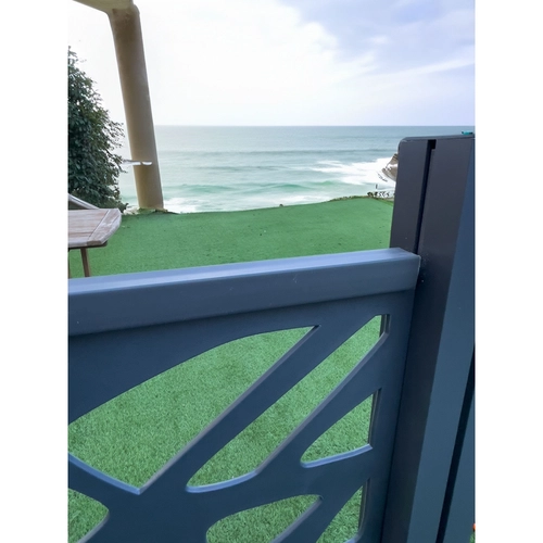 Profilo superiore ed inferiore per Pannello Musive grigio BRI1585923